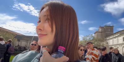 Ivy explodes with envy at someone else's 'proposal'