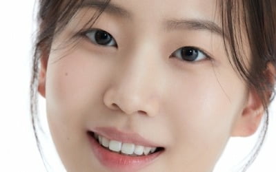 'Doctor Cha Jeong-sook' So-arin, neat and elegant face