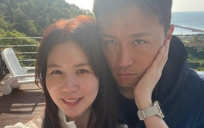Jin Tae-hyun, 'prepared for pregnancy' Park Si-eun's sweet husband