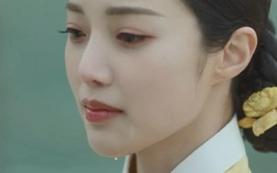 'Chosun Lawyer' Han So-eun, Cha Hak-yeon loves the son of her enemy who killed her father