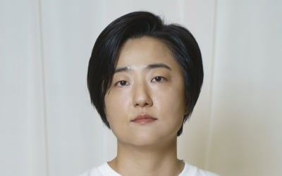 'Woo Young-woo' Moon Ji-won, again about disability? Film director debut