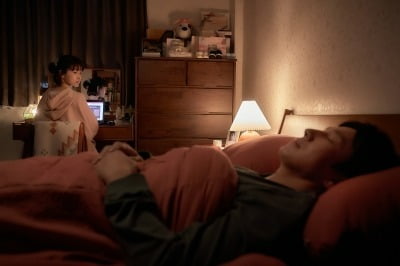 Jeong Yu-mi and Lee Seon-gyun 'sleep' normal for 2 consecutive days