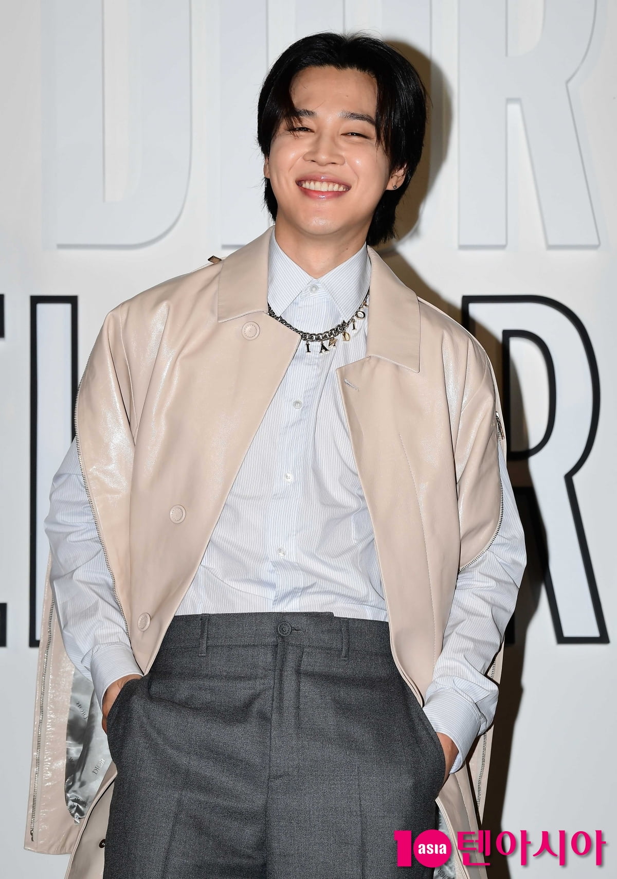 BTS 지민, 명품 비주얼...이 미소에 빠져든다[TEN포토+]