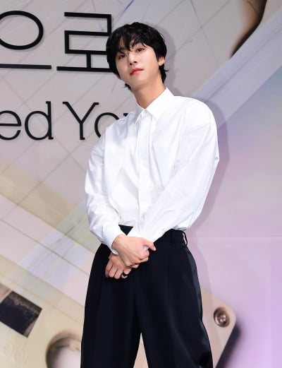 [TEN포토] 안효섭 '옛감성 그대로...'