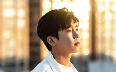 임영웅, 2023 올해의 브랜드 대상 남자솔로가수 부문 수상