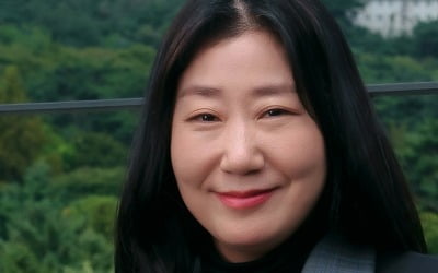 라미란 "MBIT 'E'에서 'I'로 변한 나, 이상하게 결혼·출산 후 인상 부드러워져"[인터뷰②]