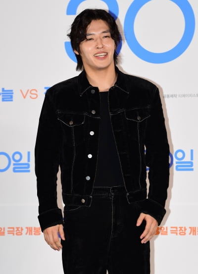 [TEN포토] 강하늘 '미담제조기 영화로 컴백'