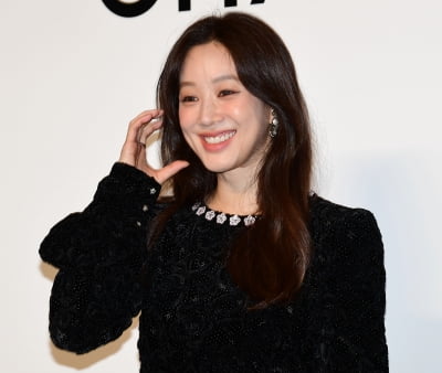 [TEN포토] 정려원 '해맑은 미소'