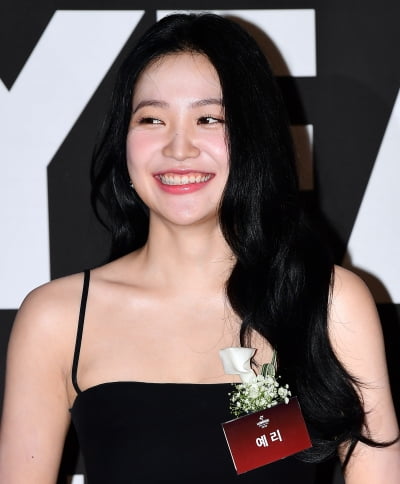 [TEN포토] 레드벨벳 예리 '달콤한 미소'