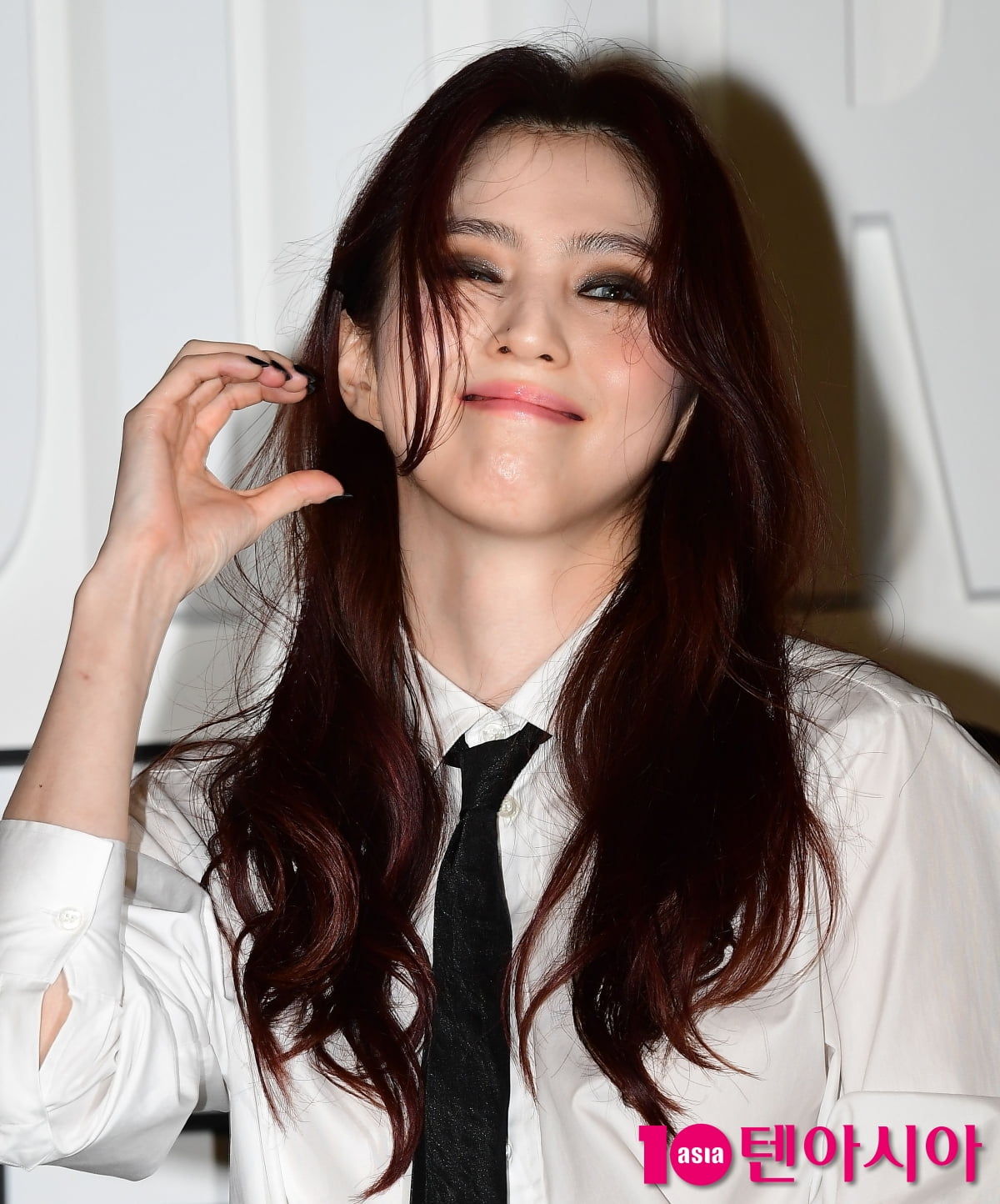하루는 미소년, 또 하루는 공주님…한소희, 4일만에 펼쳐진 반전 매력[종합]