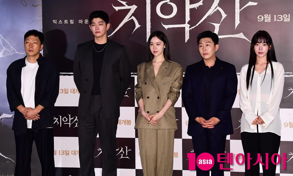 18토막 살인괴담에 김히어라까지 얹기...2연속 강원 원주시에 불똥 스파크[TEN스타필드]