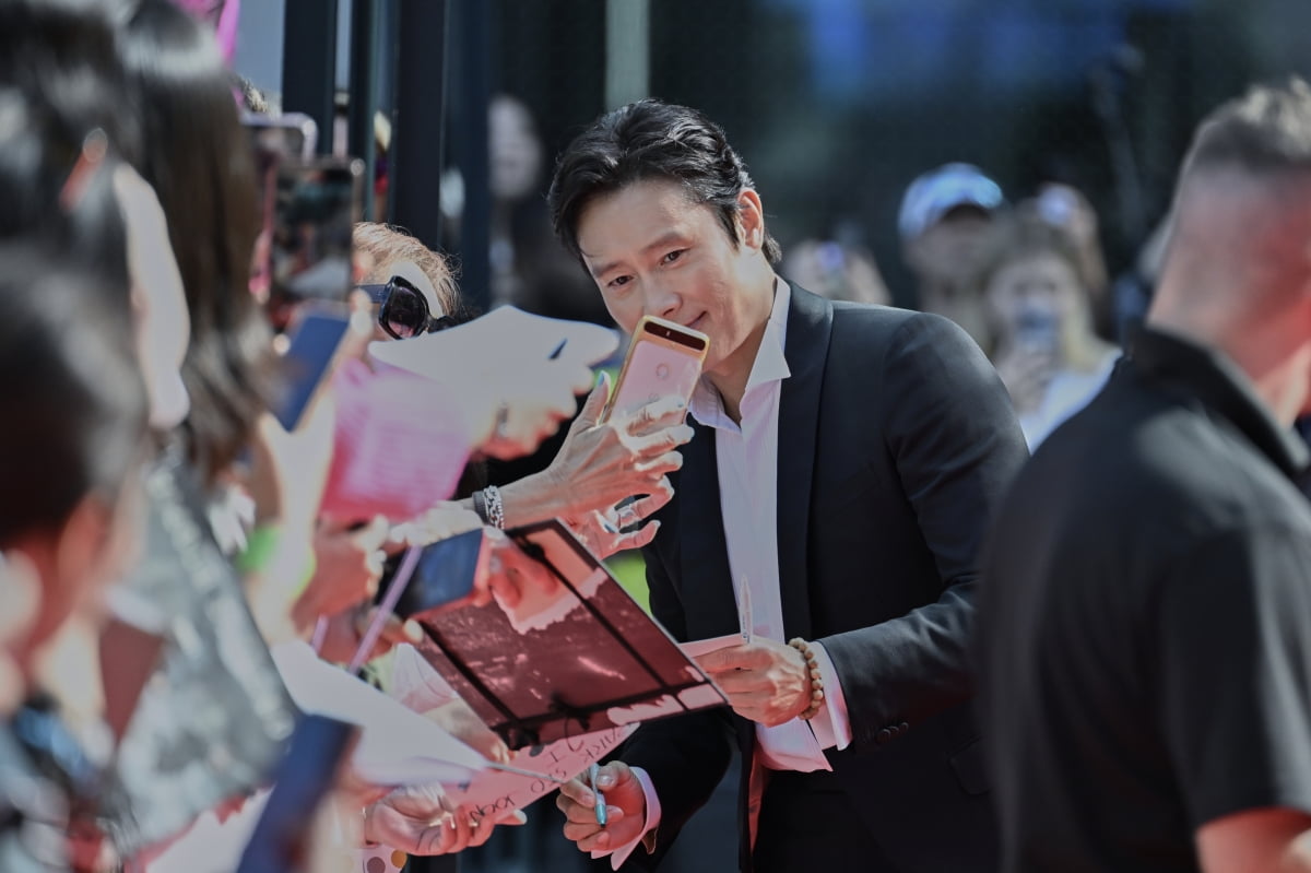 영화 '콘크리트 유토피아' 토론토 국제영화제/사진 = 롯데엔터테인먼트
