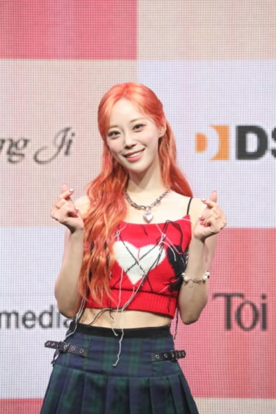 '컴백' 허영지 "카라 완전체? 가능성은 언제든 있어"