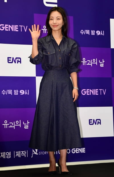 [TEN포토] 김신록 '완벽한 청청패션'