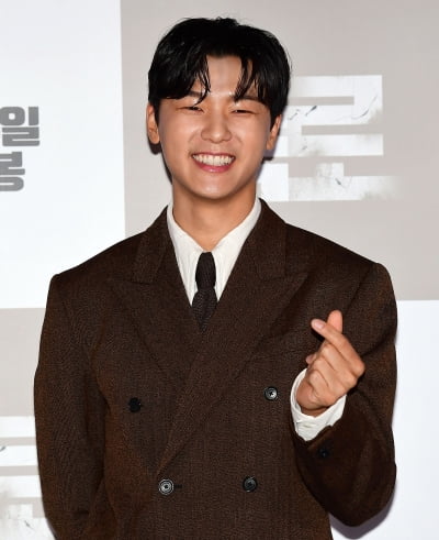 [TEN포토] 강민혁 '스윗한 미소'