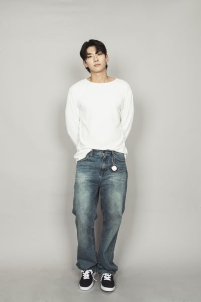 [단독] 덱스 "친형=배우 김우빈 닮은꼴…운수업 종사 父, 은퇴시켜 드리고파"[인터뷰④]