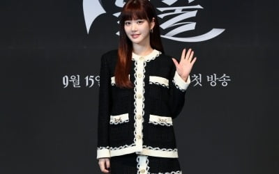 Lee Yoo-bi “A pretentious personality, very different from me”