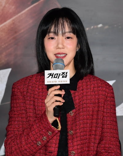 [TEN포토] 임수정 "70년대 흑백영화가 남아서 좋다"'