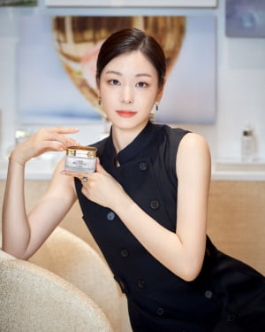 크리스챤 디올 뷰티 코리아 앰버서더, 김연아가 제안하는 스킨케어 기프트