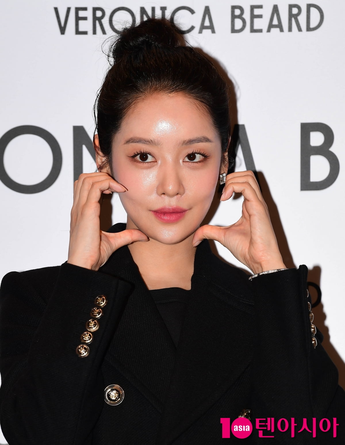 [TEN포토] 차주영 '반사판 없이도 빛나는 인간보석'