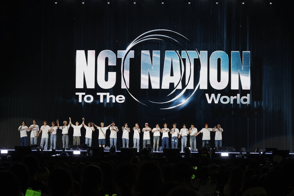 NCT, 22만 관객 동원…日 스타디움 투어 화려한 피날레