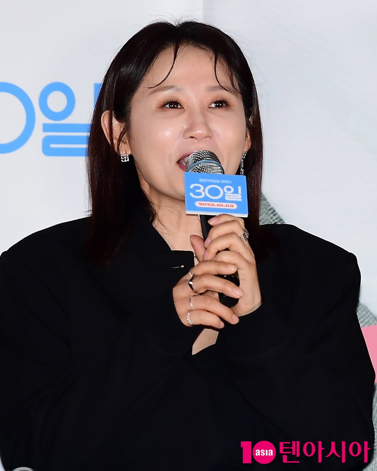 [TEN포토] 김선영 "조민수 선배 달고나 최고였다"