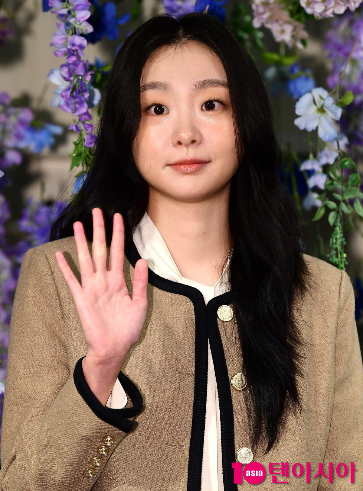 김다미, 가을을 입은 여신...꽃 보다 빛나는 미모[TEN포토+]
