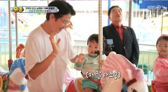 [종합] "이런 날 올 거라 생각 못해" 최필립, '소아암 극복' 子와 놀이동산 방문에 울컥