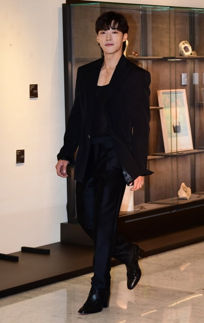 [TEN포토] 우도환 '멋짐 폭팔'