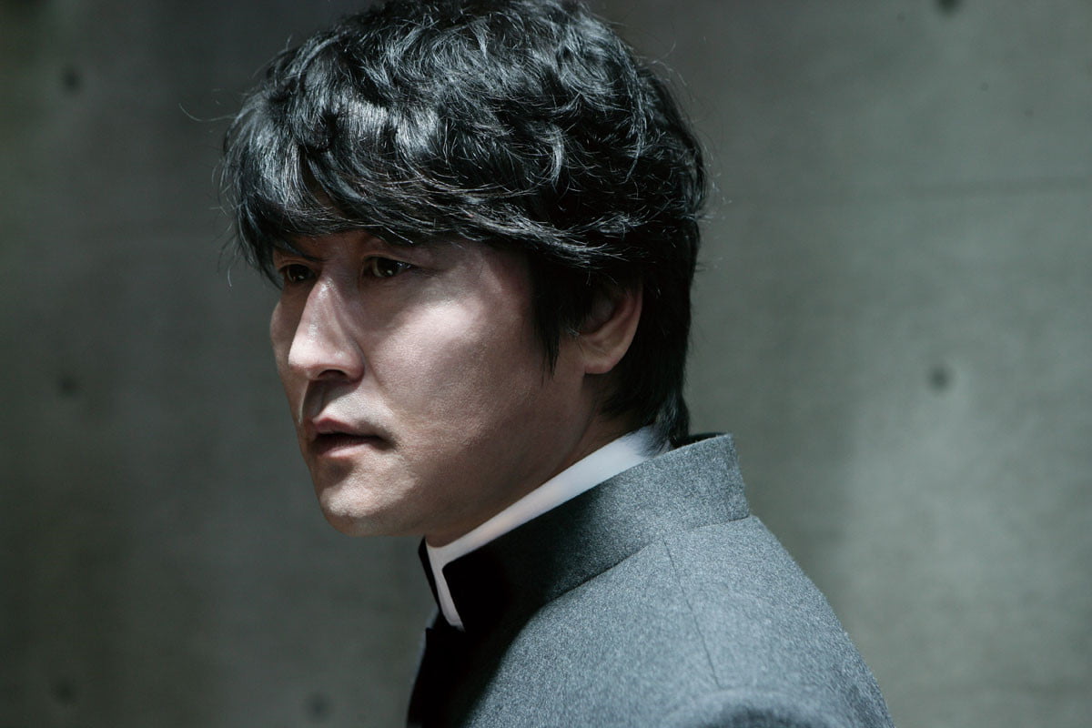 영화 '박쥐' 스틸컷. /사진제공=CJ ENM