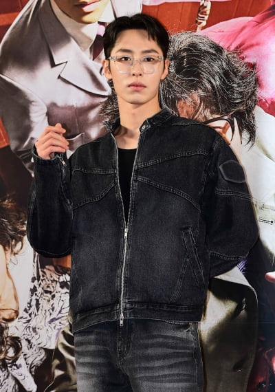 [TEN포토] 이재욱 '세련된 남친룩'