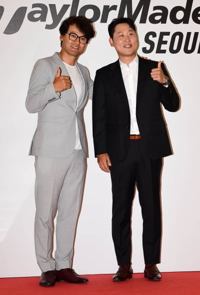 [TEN포토] 박찬호-윤석민 '선후배 둘다 최고'