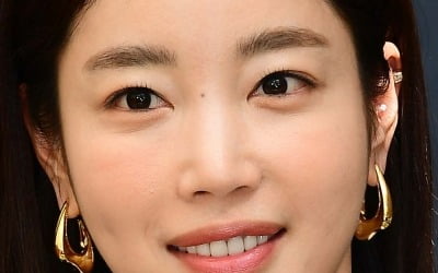 Ki Eun-se "Ends marriage with businessman husband 12 years older than her"
