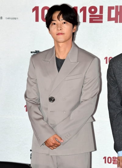 [TEN포토] 송중기 '언론시사회 오랜만에 참석'