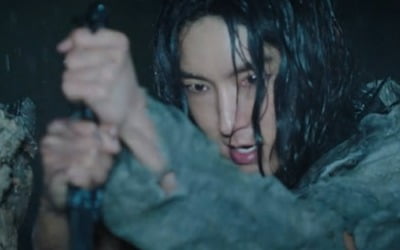 [종합] '아라문의 검' 장동건, 죽은 父 환영 시달려 '광기 폭발'→운명 받아들인 이준기