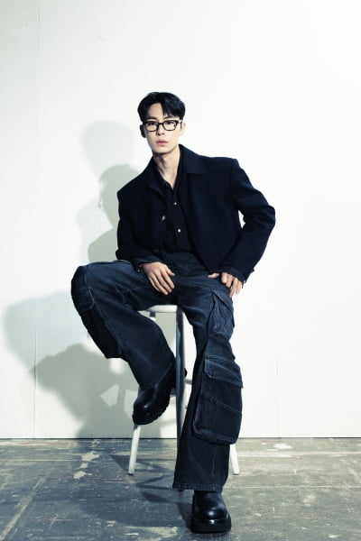 How good are Jaewook Lee's fans?