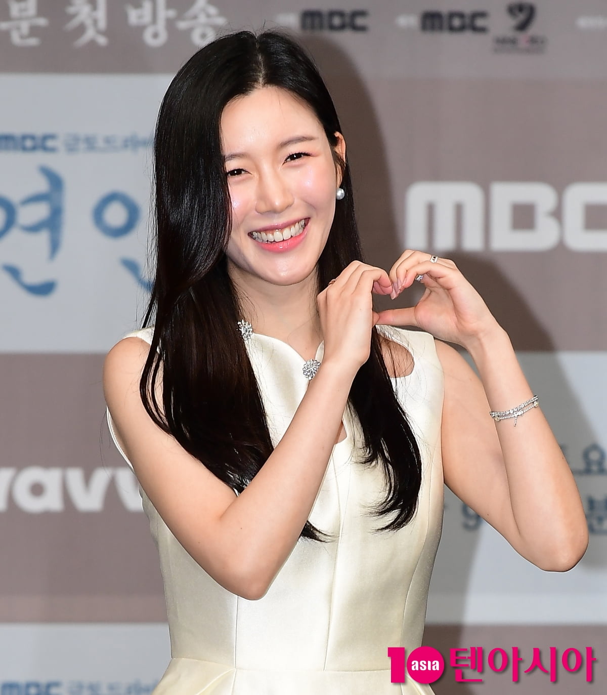텐아시아 DB