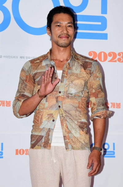 [TEN포토] 김민 "조민수 선배 닮았나요?"