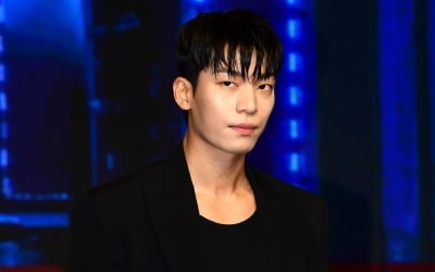 Wi Ha-Jun "'The Worst Evil' is not a work you can watch with a laugh with your family on Chuseok."
