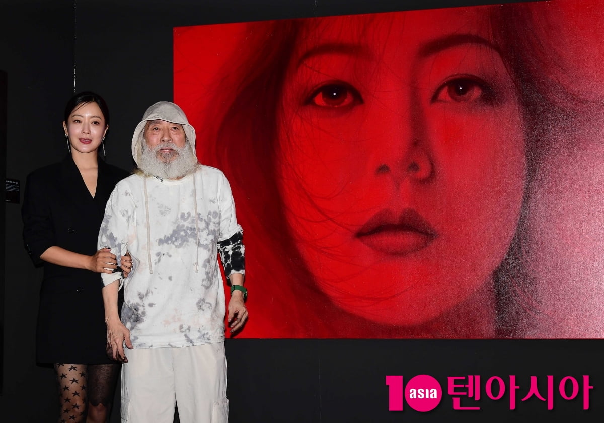 김희선, 콘텐츠 디렉터 도전하는 데뷔 30년차 배우[TEN포토+]