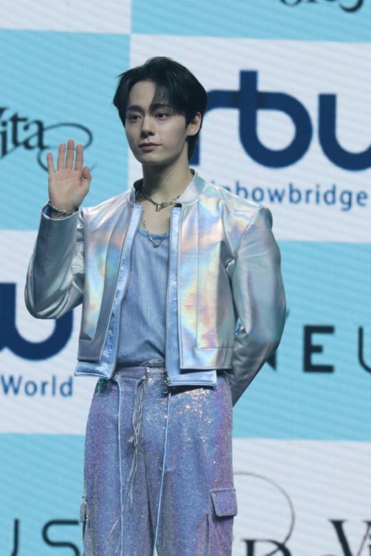 [종합] '컴백' 원어스 "끝은 창대하리"…대기만성형 그룹의 이유있는 자신감
