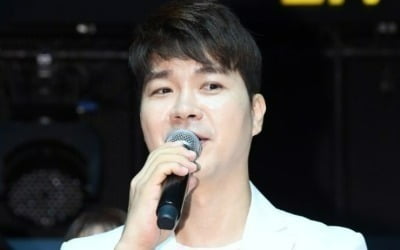 Park Soo-hong appears as a witness in his own brother's trial for '6.2 billion embezzlement'