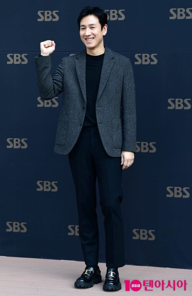 낱낱이 까발려지는 '나저씨'…'마약 혐의' 이선균, 신체 압수수색→핸드폰 포렌식 [TEN이슈] 