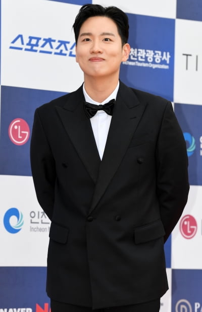 Hanhae continues 12 years of loyalty with Brand New