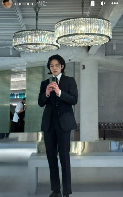 Kim Geon-woo, has a sophisticated style in real life