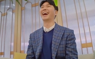 Park Soo-hong, 'searching a storm' ahead of Kim Da-ye's wedding dress fitting