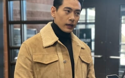 Teo Yoo received two standing ovations at the Sundance Film Festival