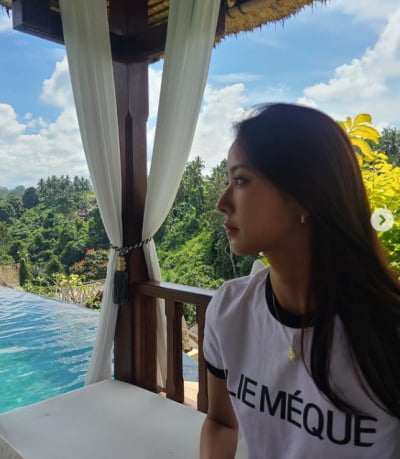 Sweet Balinese photos taken by Tae-eun Choi and Yun-su-ro Kim