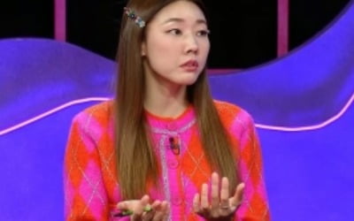 Hyejin Han, “I feel like the world is falling apart”
