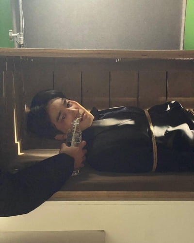 Oh Chang-seok entered the coffin wearing a suit, “just before he died”